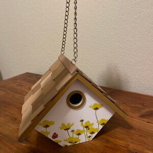 Bird Cottage Spring is Here